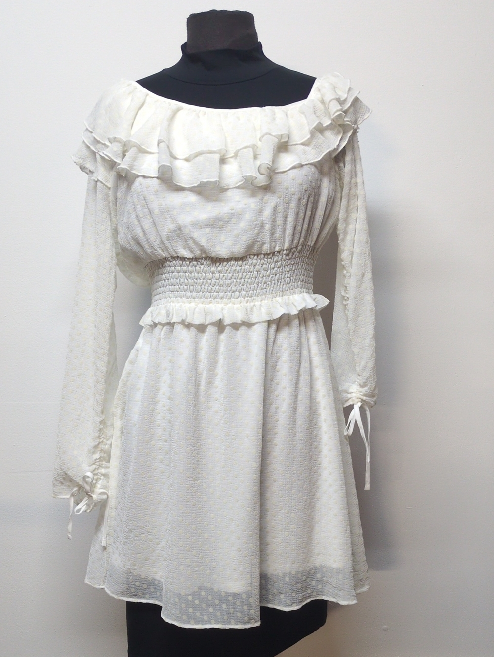 H&M Ruffle Neck Long Sleeve Swiss Dot White Ivory Dress Size 12